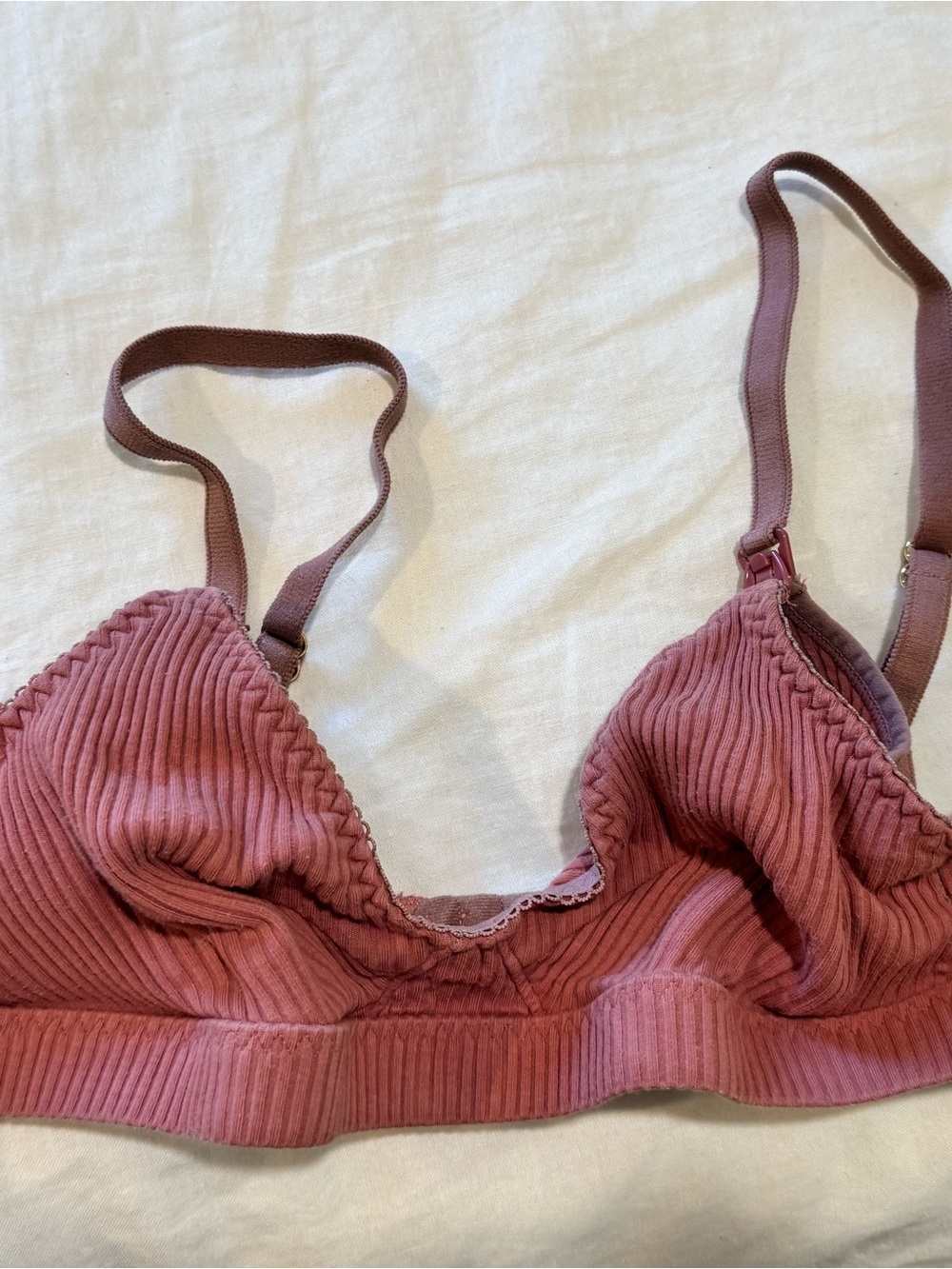 juem Nursing Women’s Ribbed Wireless Bralette in Dusty Rose
